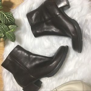 Timberland Brown Leather Heel Ankle Boots Side Zip